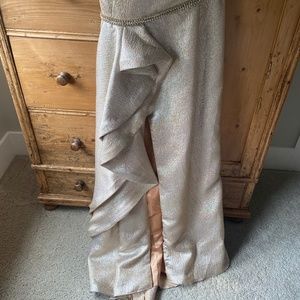 MacDougal size 10 Champagne